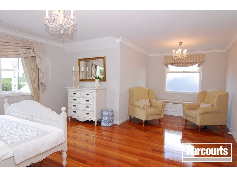 3 Hawkshead Place, Cranbourne North VIC 3977