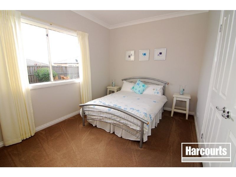 3 Hawkshead Place, Cranbourne North VIC 3977