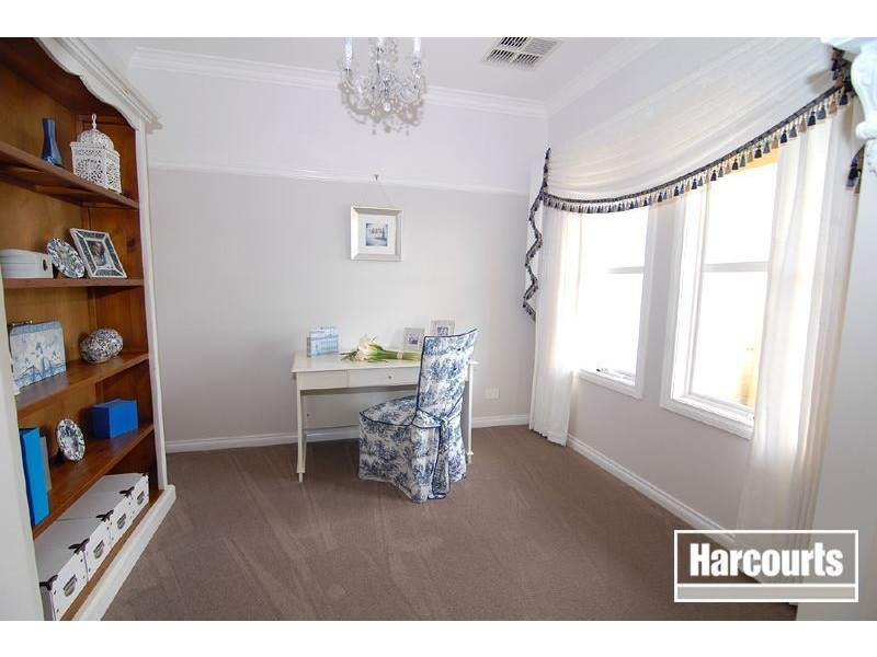 3 Hawkshead Place, Cranbourne North VIC 3977