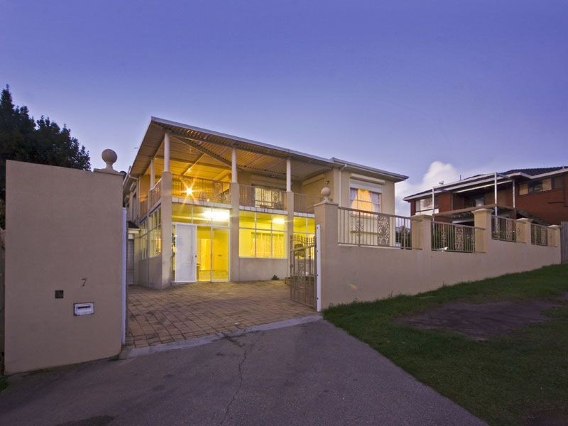 7 Schanck Place, Endeavour Hills VIC 3802