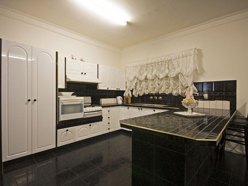 7 Schanck Place, Endeavour Hills VIC 3802