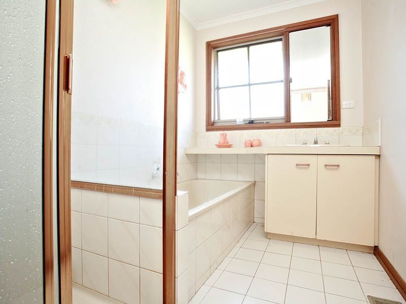 9 Ohio Crescent, Narre Warren VIC 3805