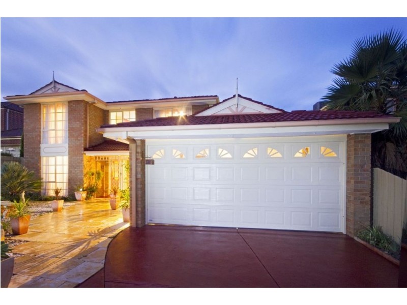 12 Anthony Court, Hallam VIC 3803