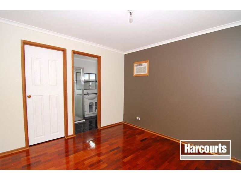 16 Carmen Court, Hampton Park VIC 3976