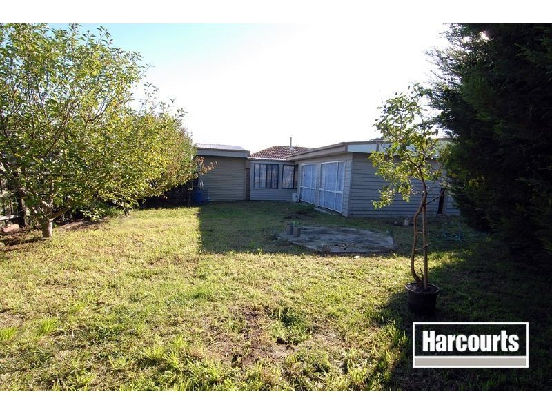 16 Carmen Court, Hampton Park VIC 3976