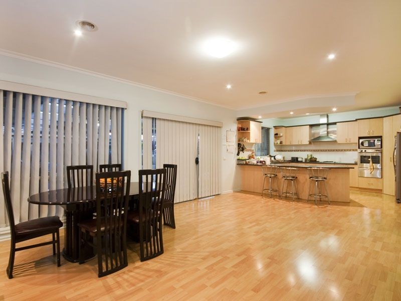 105 Emily Drive, Hallam VIC 3803