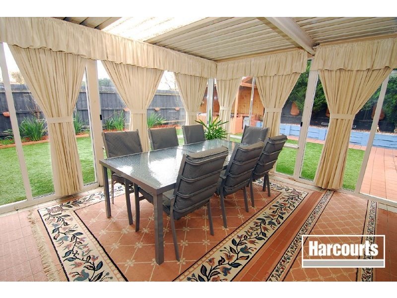 16 Teal Court, Narre Warren South VIC 3805