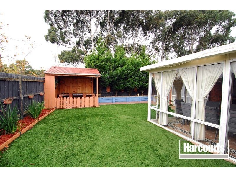 16 Teal Court, Narre Warren South VIC 3805