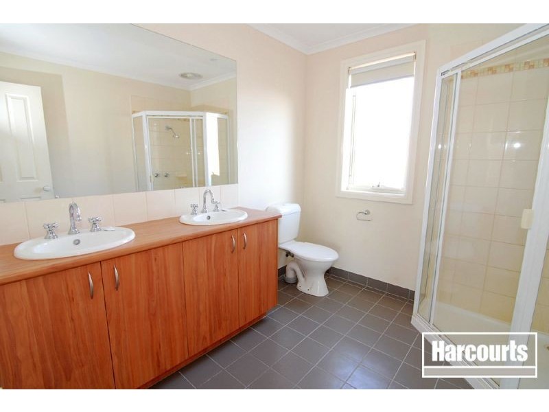 13 Penrose Drive, Narre Warren South VIC 3805