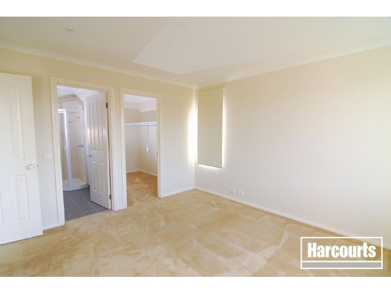 13 Penrose Drive, Narre Warren South VIC 3805