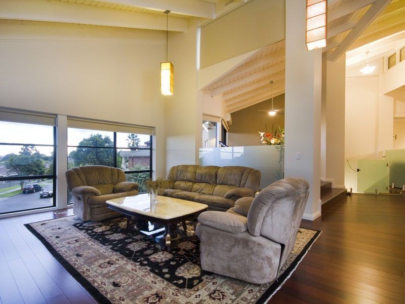 13 Gray Close, Endeavour Hills VIC 3802