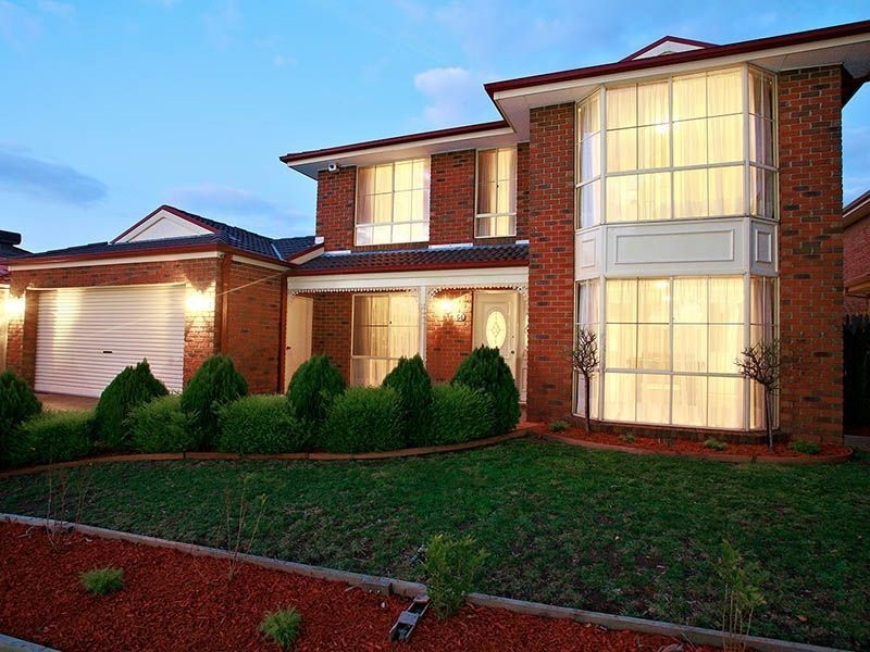 54 The Avenue, Narre Warren South VIC 3805