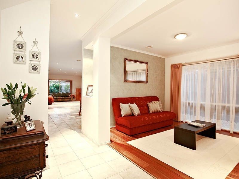 54 The Avenue, Narre Warren South VIC 3805