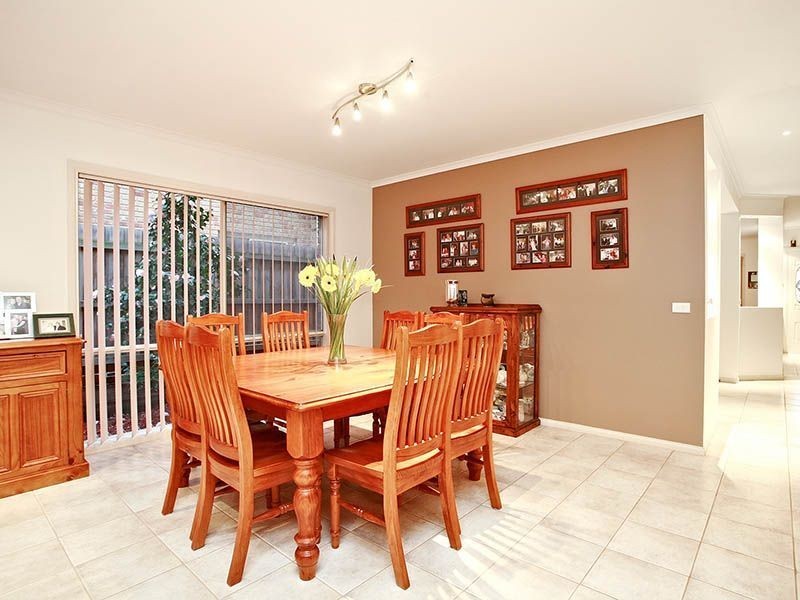 54 The Avenue, Narre Warren South VIC 3805