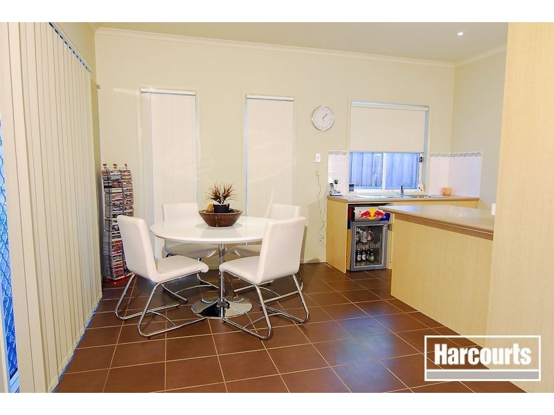 9/150 Avebury Drive, Berwick VIC 3806