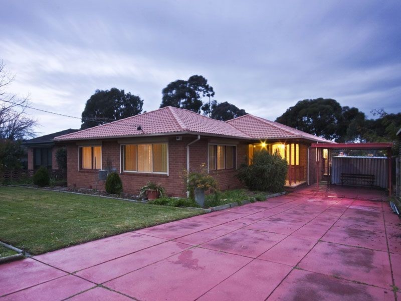 20 Raven Crescent, Narre Warren VIC 3805