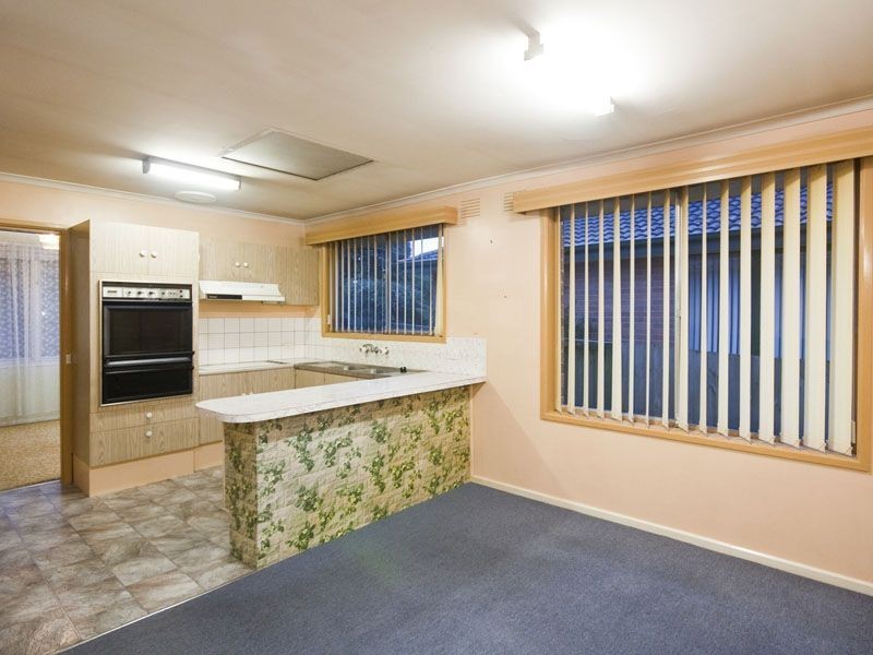 20 Raven Crescent, Narre Warren VIC 3805