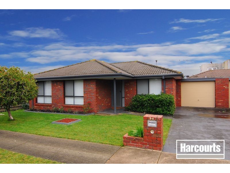 2/5 Denver Drive, Narre Warren VIC 3805