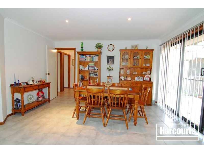 2/5 Denver Drive, Narre Warren VIC 3805