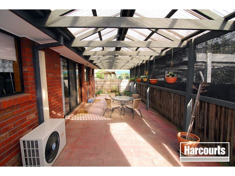 2/5 Denver Drive, Narre Warren VIC 3805