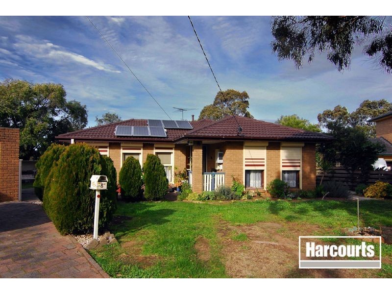 8 Parklands Court, Narre Warren VIC 3805