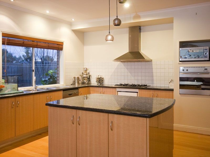 9 Clocktower Court, Berwick VIC 3806