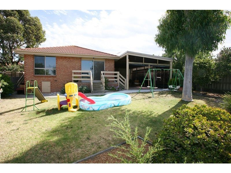 46 Weeden Crescent, Hallam VIC 3803
