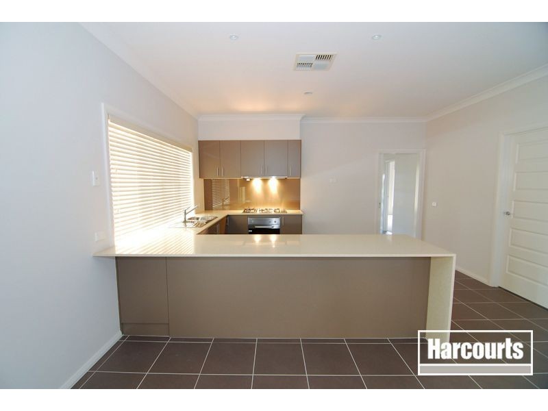 3 Gabitt Street, Cranbourne East VIC 3977