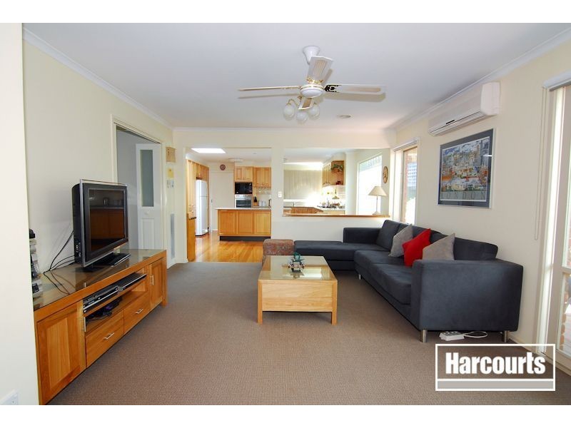 10 Darling Way, Narre Warren VIC 3805