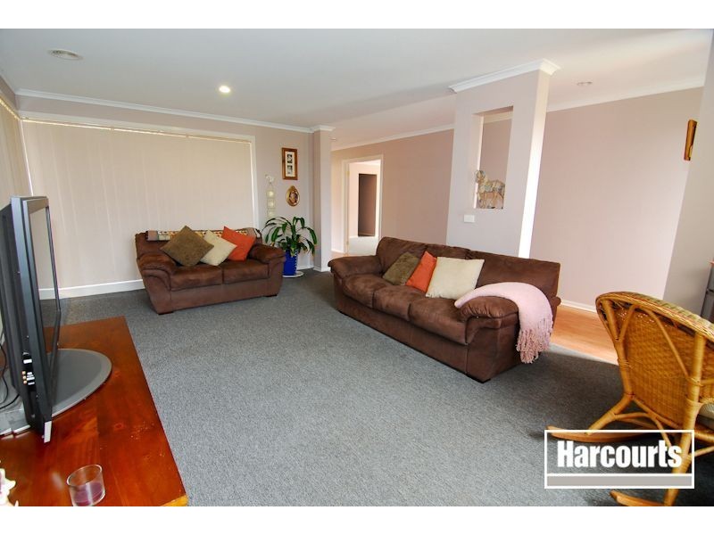 29 Thornbill Circuit, Pakenham VIC 3810