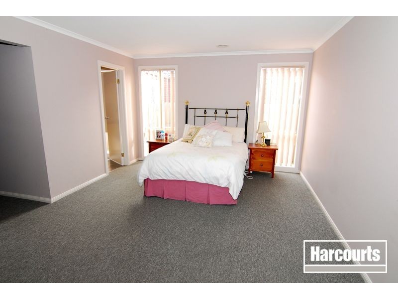 29 Thornbill Circuit, Pakenham VIC 3810