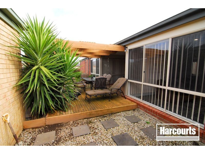 29 Thornbill Circuit, Pakenham VIC 3810