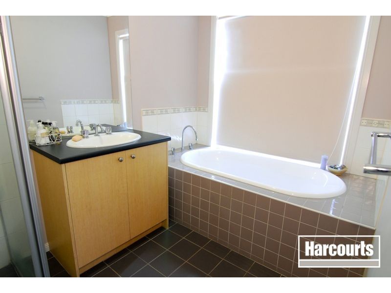 29 Thornbill Circuit, Pakenham VIC 3810