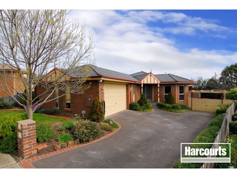 33 Gordonia Crescent, Narre Warren VIC 3805