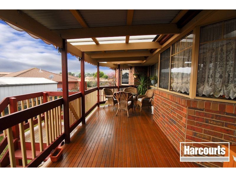 33 Gordonia Crescent, Narre Warren VIC 3805