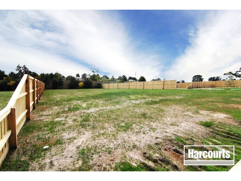 Lot 1015 Arthur Phillip Drive, Pakenham VIC 3810