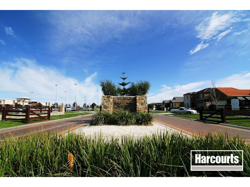Lot 1015 Arthur Phillip Drive, Pakenham VIC 3810