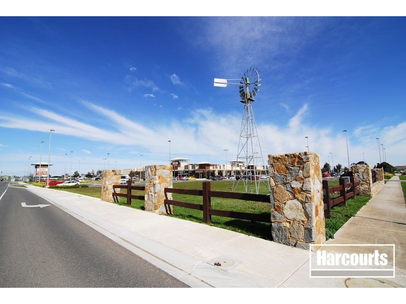 Lot 1015 Arthur Phillip Drive, Pakenham VIC 3810