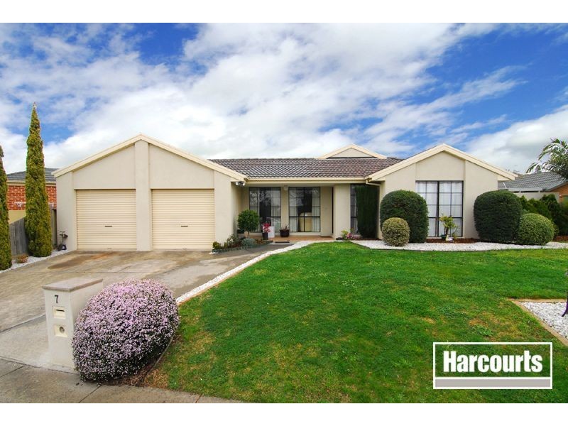 7 Harold Keys Drive, Narre Warren South VIC 3805