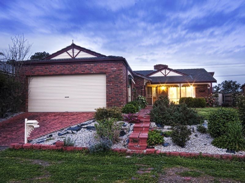 44 Tomasetti Crescent, Narre Warren VIC 3805