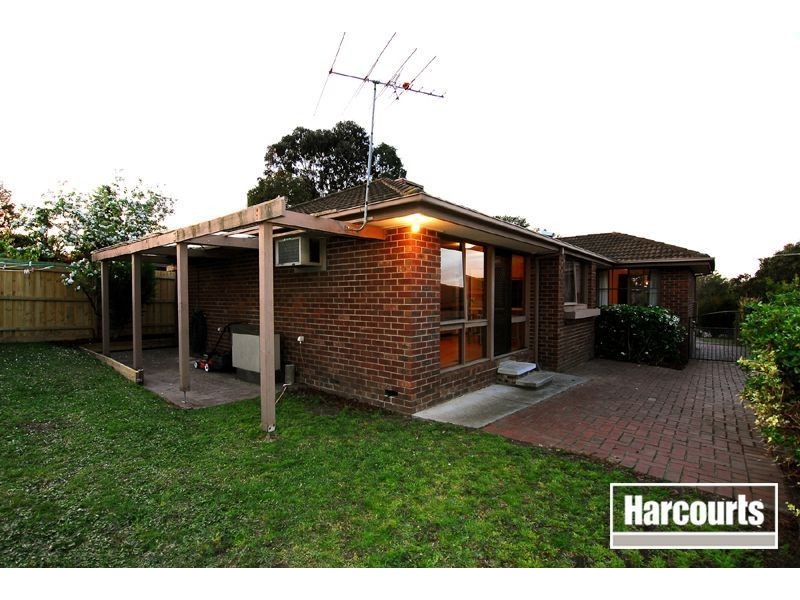 3 Chiswick Court, Endeavour Hills VIC 3802