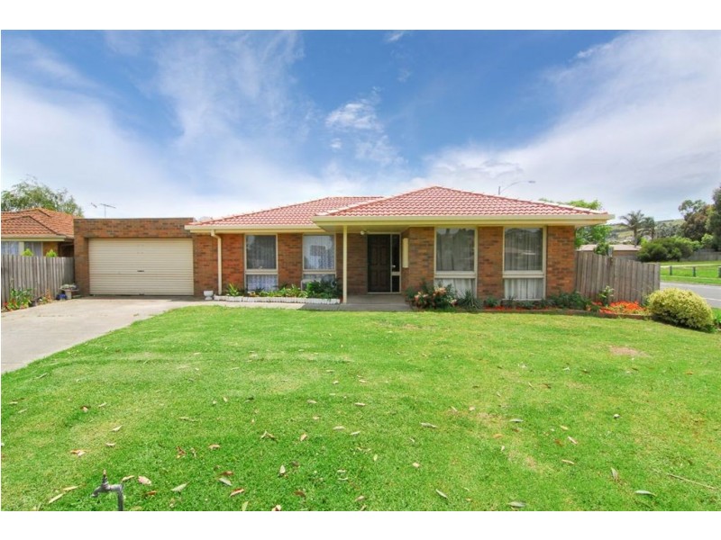 7 Elsa Place, Narre Warren VIC 3805