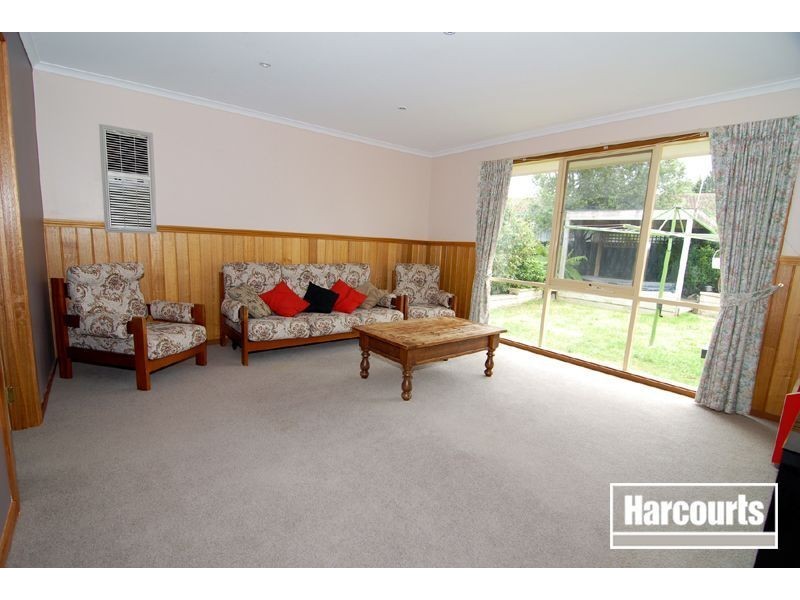 8 Facey Court, Narre Warren VIC 3805