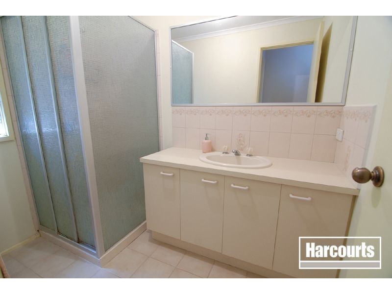 52 Summerlea Road, Narre Warren VIC 3805