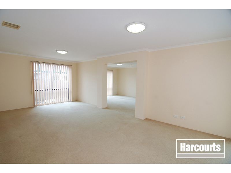 7 Demint Walk, Narre Warren South VIC 3805