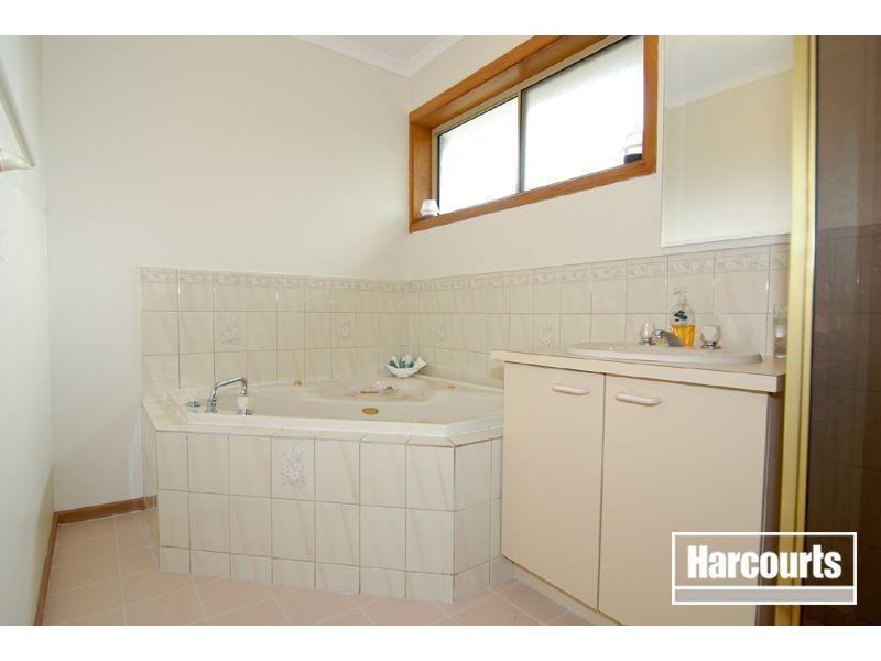 51 Kurrajong Road, Narre Warren VIC 3805