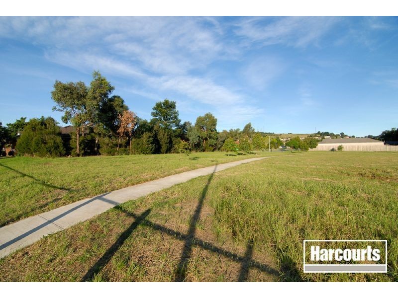 60 Murdoch Avenue, Narre Warren VIC 3805