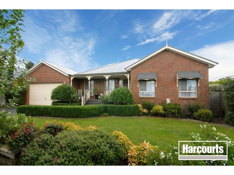 14 Mornington Grove, Berwick VIC 3806