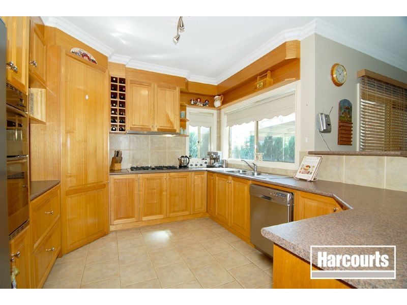 14 Mornington Grove, Berwick VIC 3806