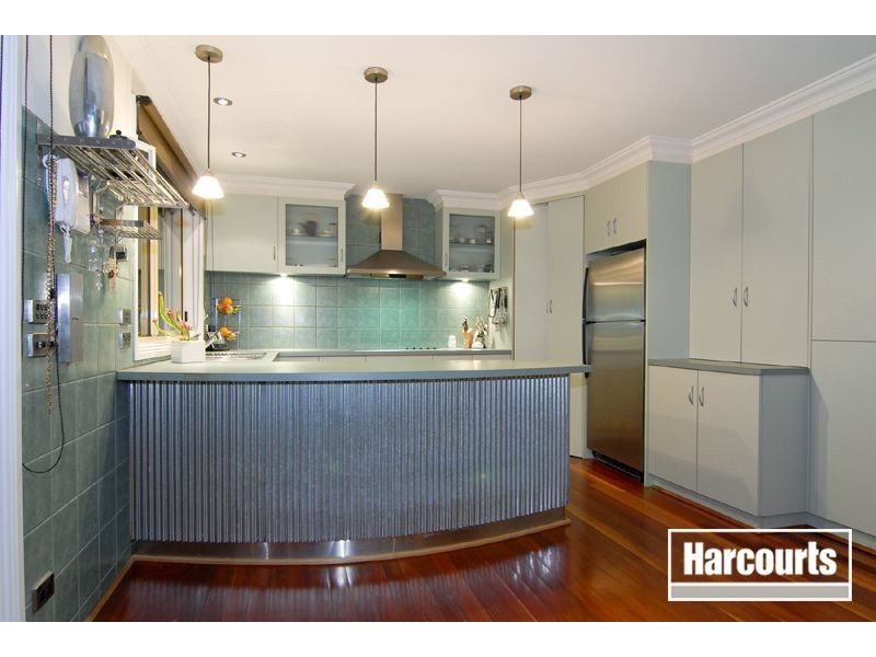 13 Portsea Place, Narre Warren VIC 3805